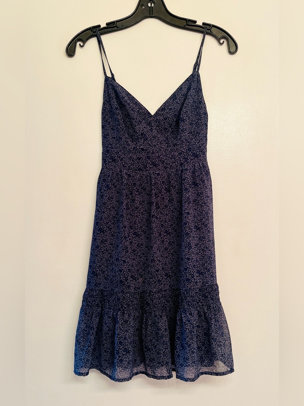 Hollister Navy Blue Ditsy Floral
Smocked Mini Dress size XS